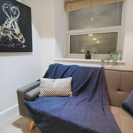 Spacious 1 Bed Apartment 1 Minute Walk From Square Nottingham Exterior photo