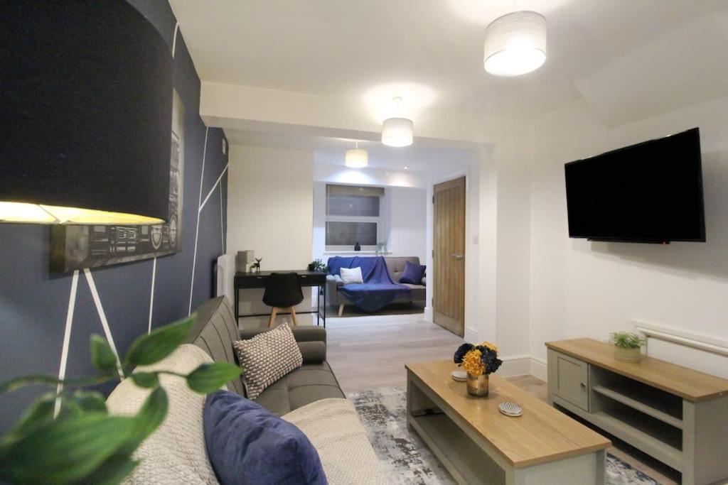 Spacious 1 Bed Apartment 1 Minute Walk From Square Nottingham Exterior photo