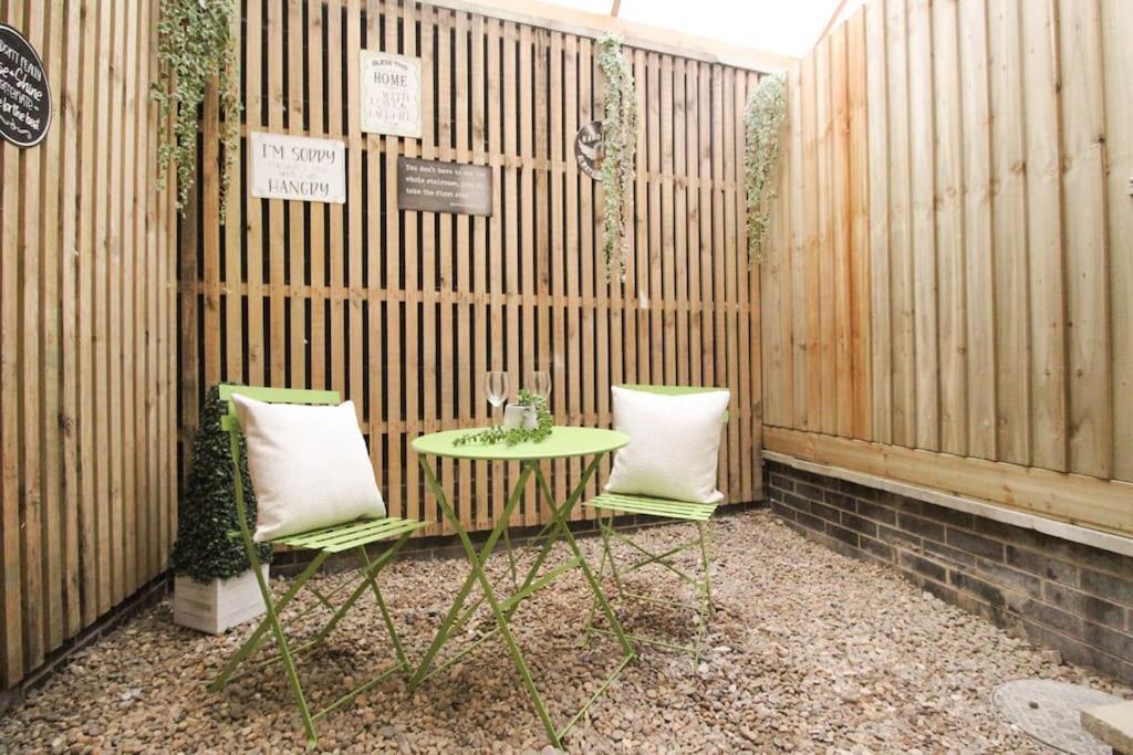 Spacious 1 Bed Apartment 1 Minute Walk From Square Nottingham Exterior photo